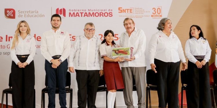 En Matamoros, secretario de Finanzas arranca Ciclo Escolar 2025–2026 en representación del gobernador Américo Villarreal