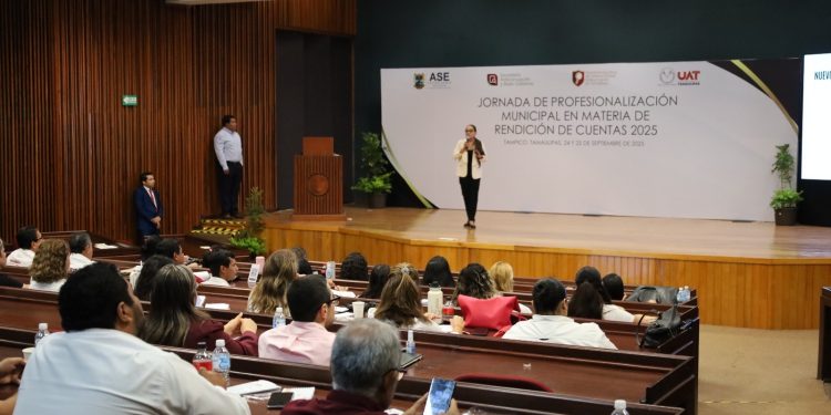 Capacita Transparencia para el Pueblo a alcaldes de la zona sur de Tamaulipas