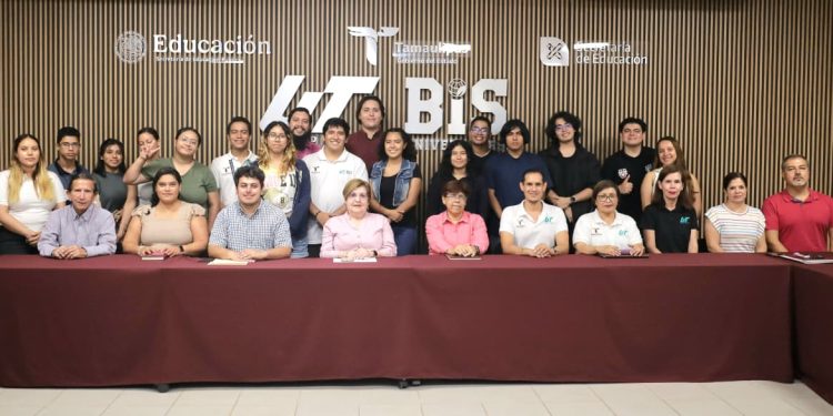 Beneficia Universidad Tecnológica de Altamira con becas alimenticias a sus estudiantes