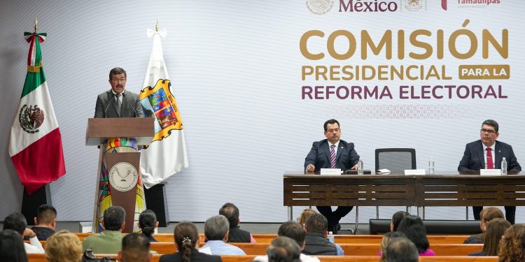 Gobierno, UAT y sociedad dialogan sobre la Reforma Electoral