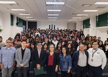 Fortalece UTTN su educación con análisis del T-MEC, logística y comercio internacional