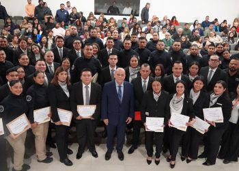Recibe USJT a 58 egresados de Cursos de Formación Inicial para diferentes especialidades de la FGJT