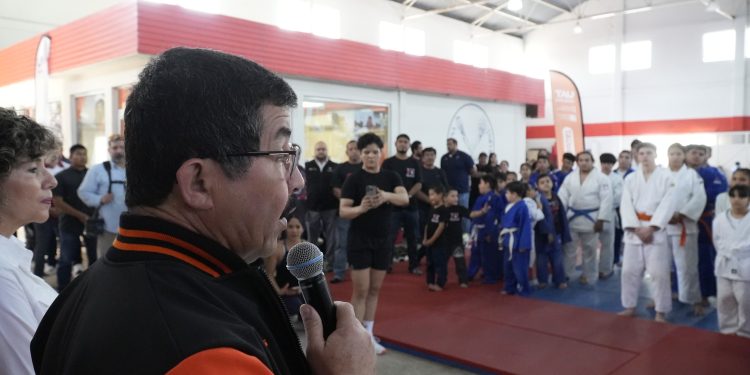 Recibe rector de la UAT reconocimiento de la Federación Mexicana de Judo
