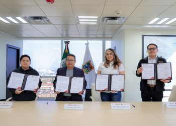 Impulsa SEDENER justicia energética con estufas eficientes de leña