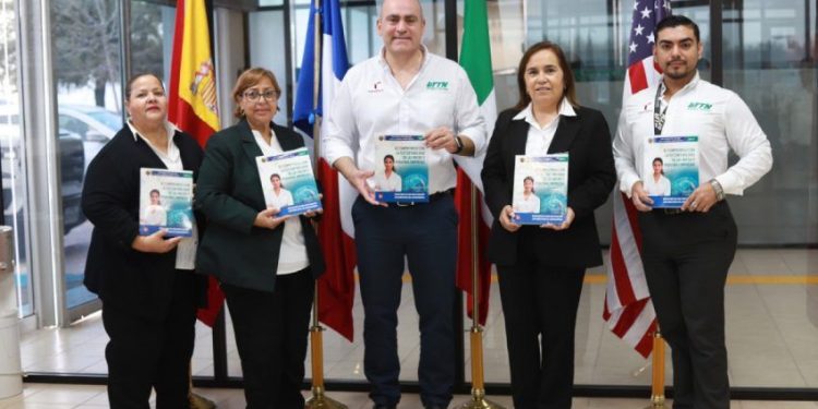 Reconocen el impulso de docentes de la UTTN a la investigación y conocimiento sobre micro y pequeñas empresas