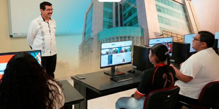 Dámaso Anaya se consolida entre los rectores mejor evaluados del país