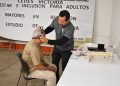 Adultos mayores del CEDES Victoria reciben atención audiológica por parte del DIF Tamaulipas
