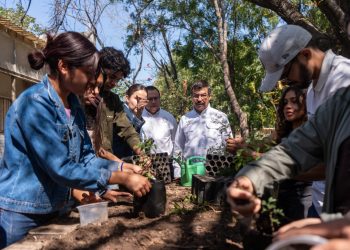 Impulsa rector lazos con la comunidad de la FIC-UAT