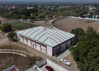 Construye Gobierno del Estado infraestructura social y deportiva en Soto la Marina