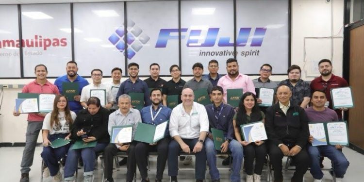 UTTN Reynosa consolida liderazgo en manufactura electrónica con diplomado SMT-FUJI