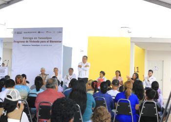 «Un sueño de 40 años»: Sheinbaum y Américo Villarreal entregan viviendas a pescadores en Matamoros