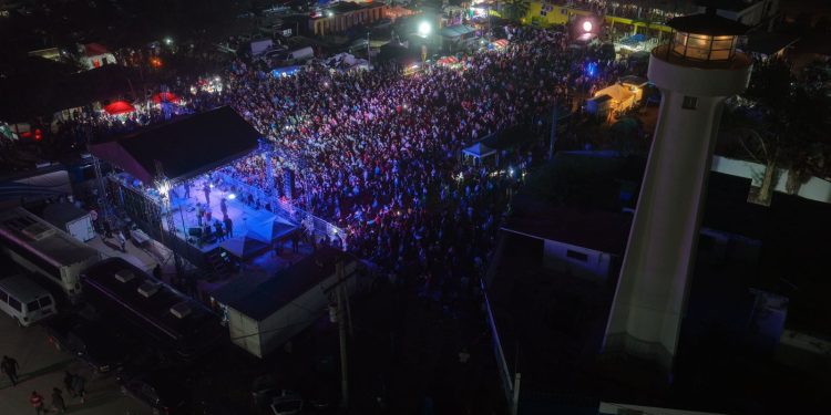 Éxito masivo en Miramar y La Pesca: El turismo «enamora» en esta Semana Santa