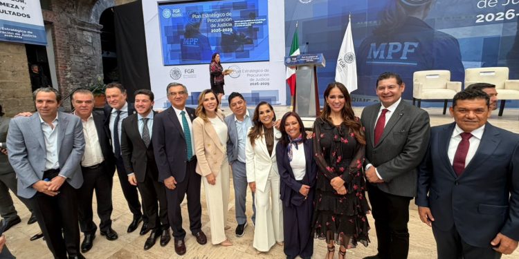 Justicia y Modernización: Américo Villarreal respalda el Plan Estratégico de la FGR 2026-2029