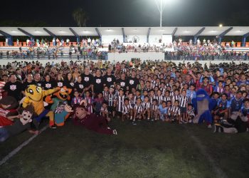 El rector inaugura la Copa UAT 2026 con Ricardo “Diablito” Chávez como invitado de honor