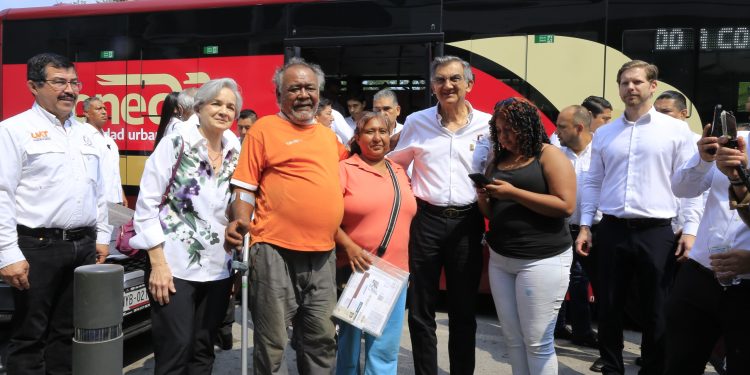 «UAT es referente de excelencia»: Américo Villarreal respalda gestión de Dámaso Anaya