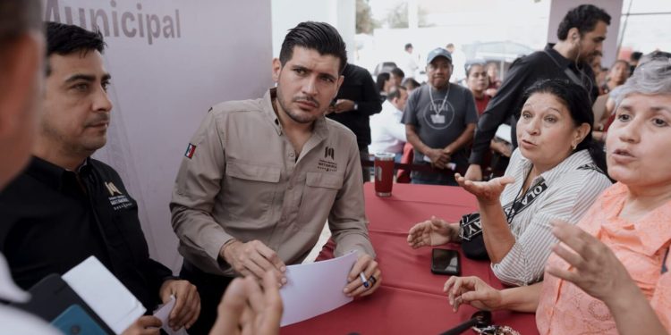 Mantiene Presidente Municipal contacto directo con los ciudadanos en Matamoros