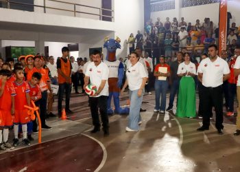 Inaugura Dámaso Anaya encuentros deportivos en El Mante