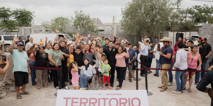 Presidente Municipal arranca pavimentación en Las Torres; anuncia inversión superior a los 4.5 MDP