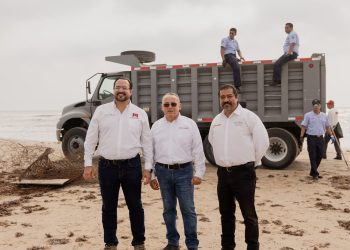 Presidente Municipal impulsa la Estrategia Nacional de Limpieza de Playas en Matamoros
