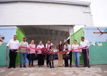 Entregan obras de infraestructura en escuelas de Nuevo Laredo