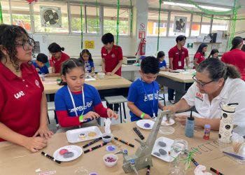Fomenta la UAT vocaciones científicas con el arranque en Reynosa del campamento «Amor por la Ciencia»