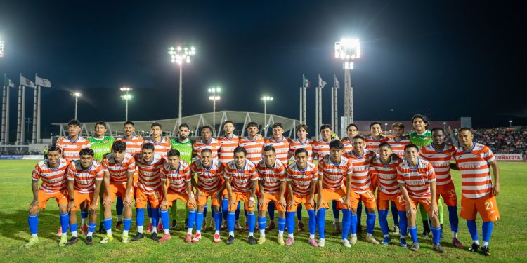 Correcaminos y Chivas regalan electrizante empate sin goles en el Marte R. Gómez