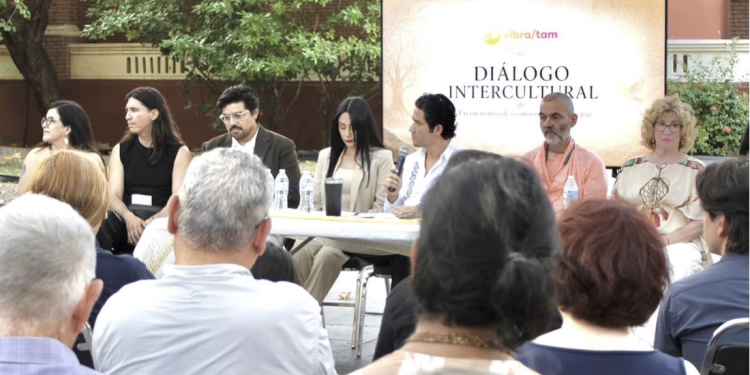 Reúne el Diálogo Intercultural distintas cosmovisiones para promover la paz y la salud mental