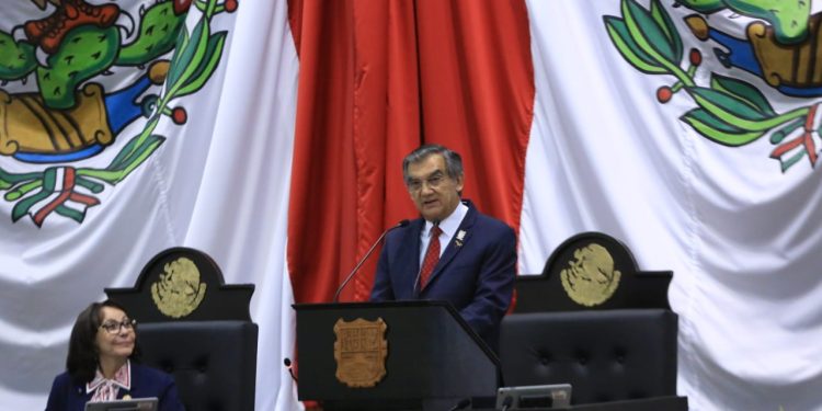 Encabeza Américo Villarreal reconocimiento histórico a la Benemérita Escuela Normal Federalizada en el Congreso