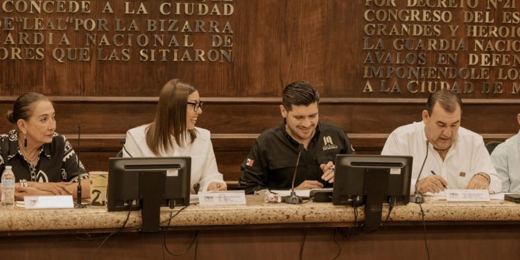 Presidente Municipal continúa invirtiendo en la educación; aprueba Cabildo de Matamoros tres programas sociales de apoyo educativo
