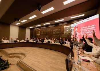 Beto Granados encabezó sesión del Consejo Consultivo de Turismo y reinauguró las Canchas Cascaritas