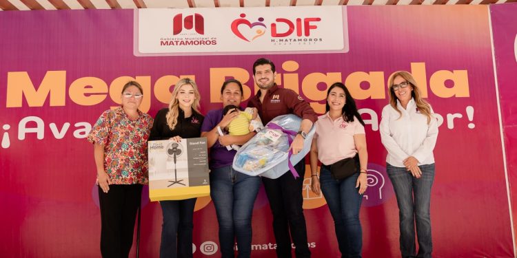 Encabezan Beto Granados y Anita de Granados Megabrigada «Avanzando con Amor» en Palmares de Las Brisas