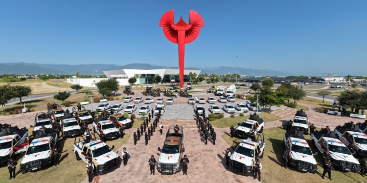 Entrega Américo Villarreal vehículos y maquinaria por 125.2 mdp para fortalecer servicios y seguridad en Tamaulipas