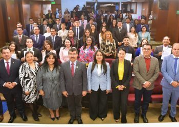 Estudiantes de excelencia de la UAT concluyen estancia académica en el Órgano de Administración Judicial