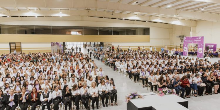 Egresan más de 450 alumnos de los talleres productivos del DIF Matamoros