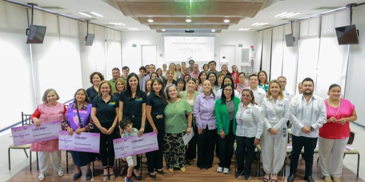 Premia DIF Tamaulipas a ganadores de la convocatoria «Familias en Paz 2026»