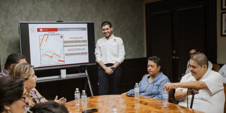 Encabeza Beto Granados mesa de trabajo con presidentes de colonias para evaluar infraestructura