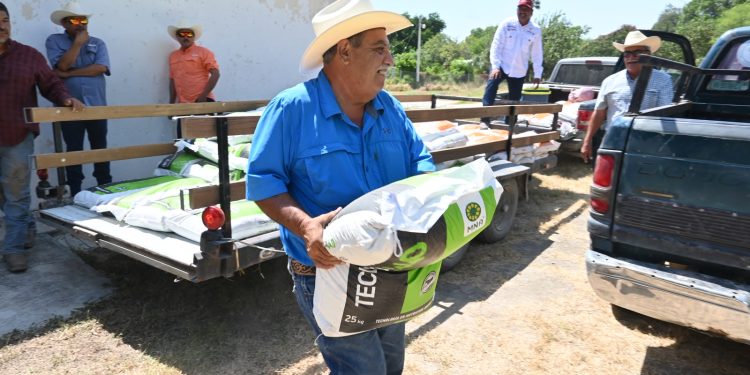 Fortalecen la sanidad animal y la productividad del campo con apoyos pecuarios