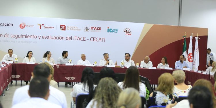Fortalecemos la capacitación para responder a los nuevos desafíos laborales: Américo