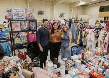 Beto Granados respalda el “Mercadito Diferente” para impulsar a emprendedores locales
