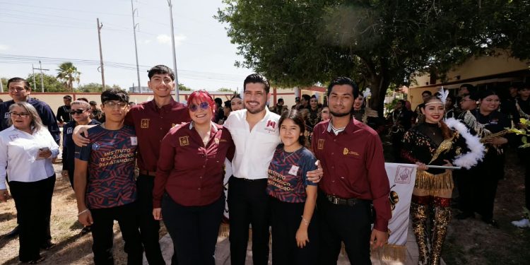 Beto Granados acompaña a autoridades del Tecnológico de Matamoros en el inicio del ciclo escolar 2026-2027