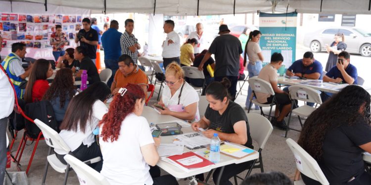 Llevará Gobierno Municipal oportunidades laborales al poniente de Nuevo Laredo con ‘Empleo en tu Colonia’