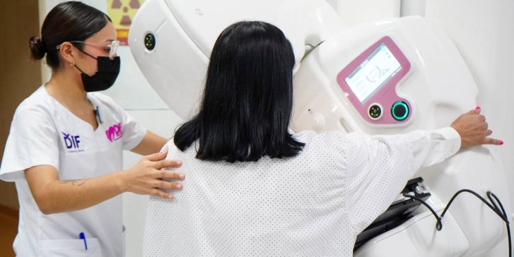 DIF Nuevo Laredo ofrece mastografías gratuitas para detección oportuna del cáncer de mama