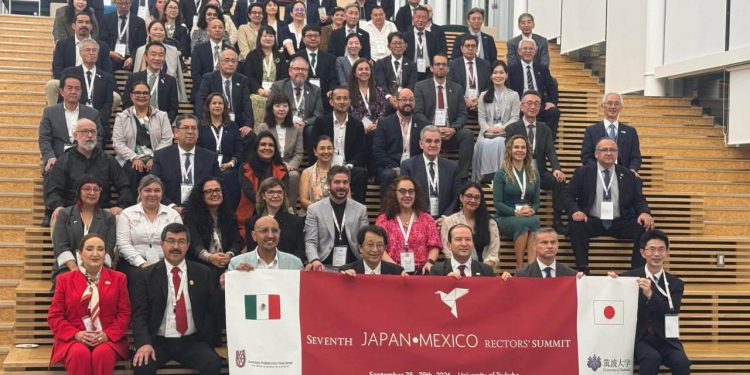 Modera Dámaso Anaya mesa de diálogo de rectores México-Japón