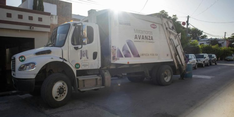 Gobierno de Beto Granados mantiene acciones de limpieza y descacharrización en Matamoros
