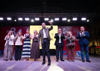 Beto Granados encabeza inauguración del Festival Internacional de Otoño y el Festival Internacional en la Costa del Seno Mexicano