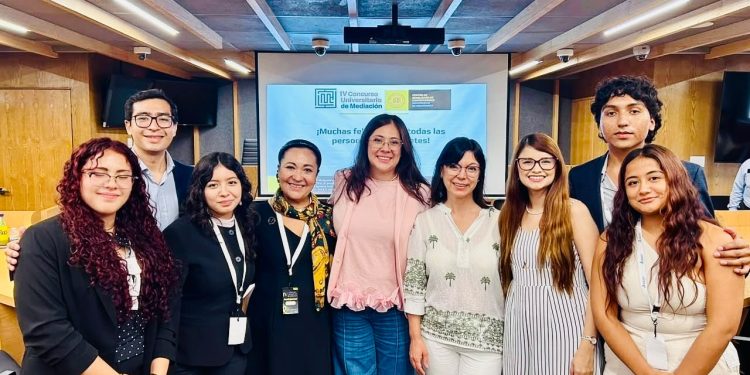 Alumnos de la UAT conquistan el 1.º y 2.º lugar en concurso nacional de mediación