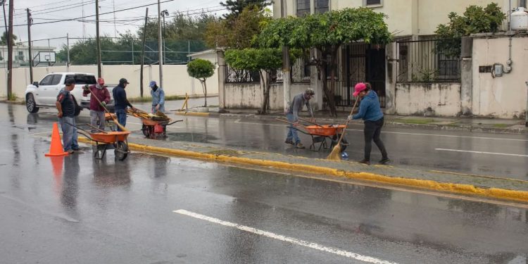 Agiliza Gobierno Municipal de Matamoros el desagüe y limpieza tras intensas lluvias