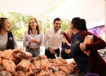 José Alberto Granados Fávila y el DIF Tamaulipas llevan la Feria Mercado de Alimentos “Come Bien y Vive Bien” a mil familias de Matamoros